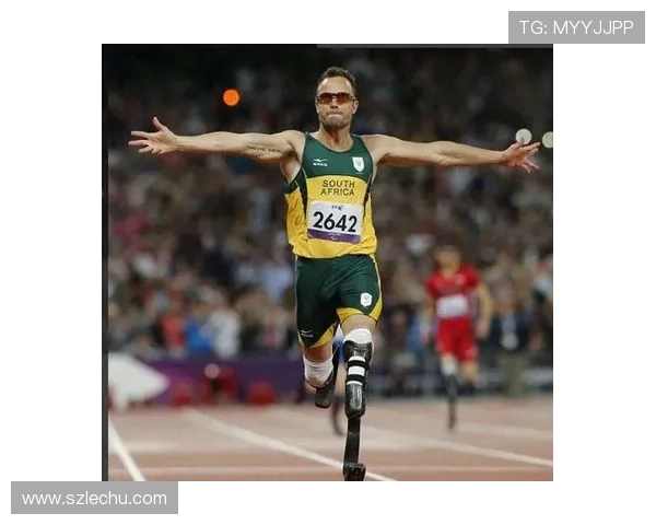 奥斯卡·皮斯托瑞斯家里装了三套假肢，一套跑步、一套泡吧、一套专门配西装